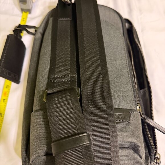Tumi Gregory Sling Bag - Picture 5 of 5